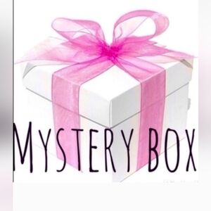 WOMEN'S Mystery Box 6 NEW items for$50 Jewelry Grab bag Mystery Surprise